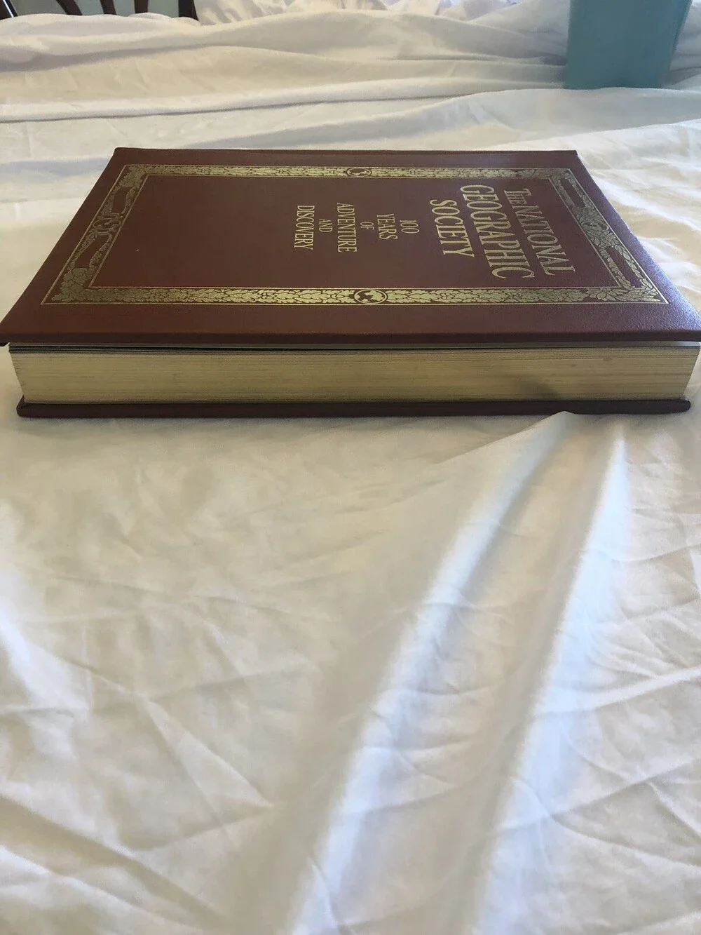 THE NATIONAL GEOGRAPHIC SOCIETY 100 YEARS OF ADVENTURE AND DISCOVERY Leather